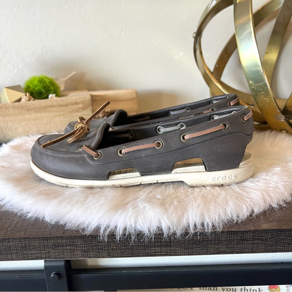 Crocs Beach Line Womens Slip On Flats Boat Shoes brown Waterproof. - Picture 2 of 4